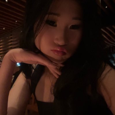hojichaoat's profile picture. thought daughter & lover of opossums