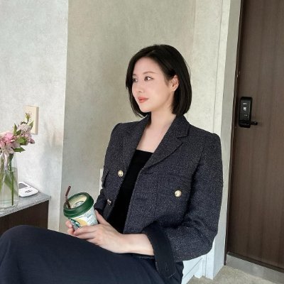 tu___406's profile picture. 私は古代中国の歴史や三国時代の文化、唐代の文化に興味があり、日本の歴史や文化の研究も好きです📖
また、昔の古書を通して過去を探求することや、星空を眺めることも大好きです🌌
こっそりフォローしてしまってすみません🙇‍♀️
投資🙅‍♀️ デート🙅‍♀️