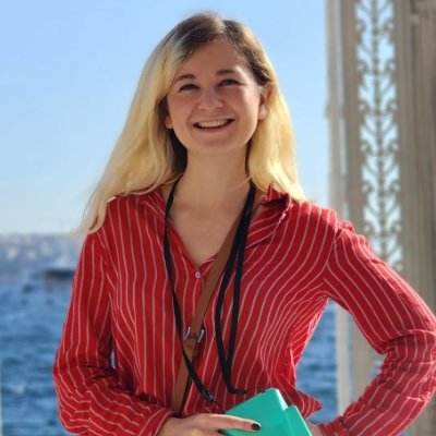 💻 Software Engineer (FP)
🦄 Co-creator @kowainik
🖋 @bind_the_gap
👩‍🏫 #Learn4Haskell
🍷 You can sponsor me on GitHub: https://t.co/BjVCyBvcZp