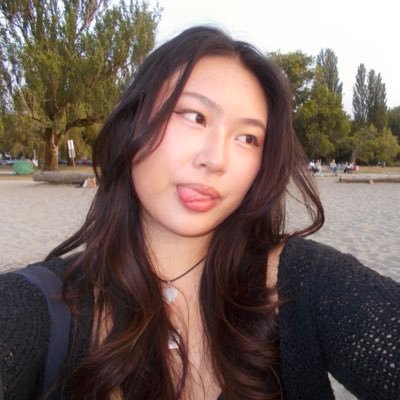 sheffeii's profile picture. 🪄 whimsy, fashion, art, and life | @designwaterloo | campus lead @figma