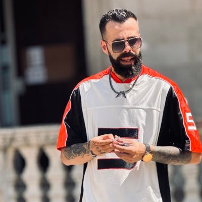 Alcatuu's profile picture. 