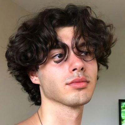 BobbJones_1's profile picture. Opinions my own | Learning, creating & evolving every day 🌱