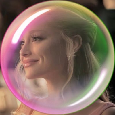 claraswhos's profile picture. why not just order fries? @gisandas (she/her) (fae/faer)