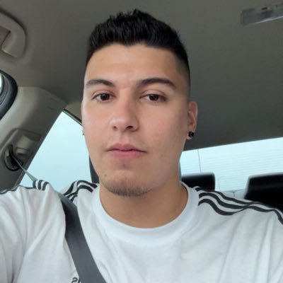 JulianGarza4's profile picture. Train Conductor eeehhhhhhhhhhhhhhhhhh