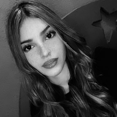 Fridaaamontiel's profile picture. 18+1 🐊🐰🫐🦇💘