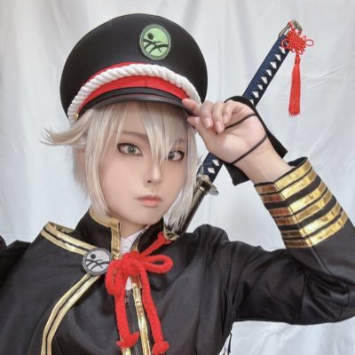 nekoneko082's profile picture. くまねこ(@kuma_pon7)のコスプレ関連垢。FAILY TAIL/銀魂/進撃/刀剣乱舞etc. レイヤーというかただの拗らせオタクです。顔面重加工ぎみ。フッ軽なので交通機関使っていけるとこなら大抵行きます。25↑