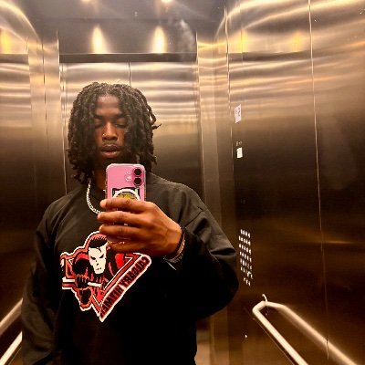 lilfacetious's profile picture. biggie biggie, heavy heavy