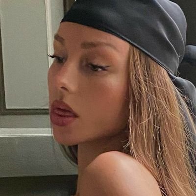 LineRed18831's profile picture. 