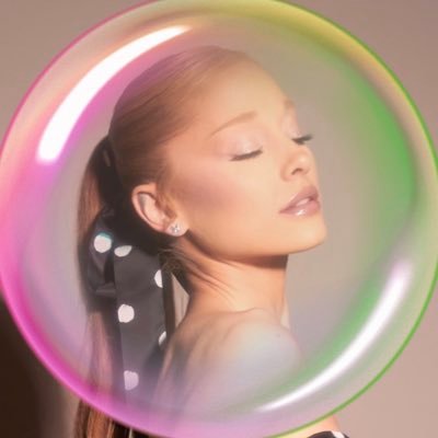 ariseternalsun's profile picture. A nineties baby catapulted into this cloud of polished pop dust✨ Theatre kid for life ☼ Fan & update account ☼｡˚ ❀ *·ꕤ