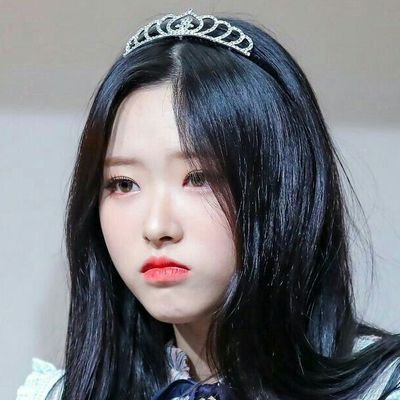 hyejugif's profile picture. 16  -△-  for all LOOΠΔs around the world
