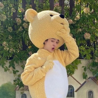 kyeonzzn's profile picture. 더이상의 아이돌은 없을거라 생각한 인생에 느닷없이 투바투