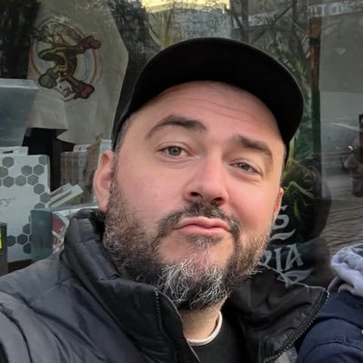 elonmatsch's profile picture. master of bareknuckle shadow boxing