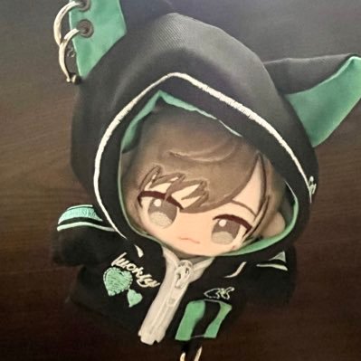 sa0w0tirukuti's profile picture. 25↑、ぬいぐるみ大好きアカウント(*'▽'*)版権からオリジナルまで全て好きです。あんスタ→桃李最推し(同担〇)🌈→😈🚪最推し、刀剣乱舞→北谷菜切、京極正宗、スタレ→ファイノン