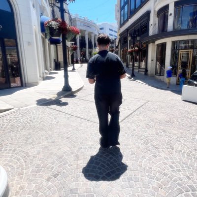 j4k3yd's profile picture. crypto DEV/trader & e-com