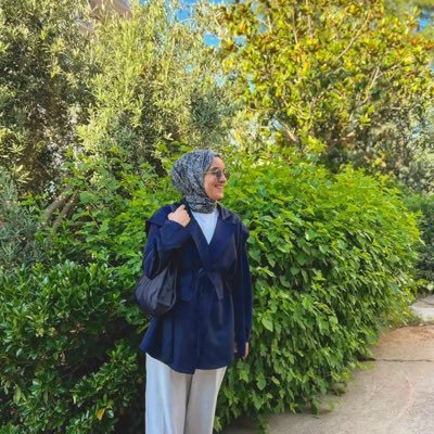 elifk077's profile picture. Bebeğim hak edene derman, hak etmeyene düşman oluruz