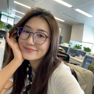 1EQlJ_'s profile picture. 90后在职文员，平时生活过的太单纯，上X追求一点刺激  ，翻墙来推分享日常寻找不一样的刺激与快感，喜欢的关注一下，近距离可约线下交流