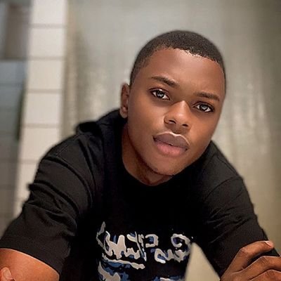 Mzeeexaucelmy01's profile picture. 