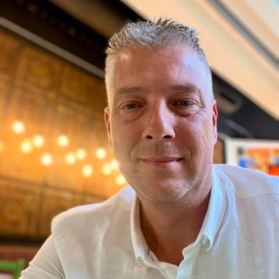 HageMaarten's profile picture. beveiligingsadviseur bij Colijn bv. getrouwd met Anita, vader van Jasmijn ,Iris en Daan. Raadslid CDA Kapelle