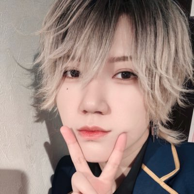 Natsume_S_AngeU's profile picture. ここに居ます☞男装bar Ange:U 【@AngeU_2021】 天使学園3年color☞Black🐈‍⬛ DMは学園管理🐾 お酒と猫。 https://t.co/hYOrgMH2Va