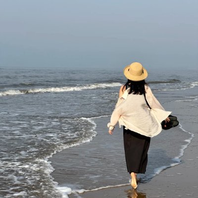 theeaood's profile picture. I am a person who loves life. I like to share my daily life. I like to pay attention to economic and sports news.