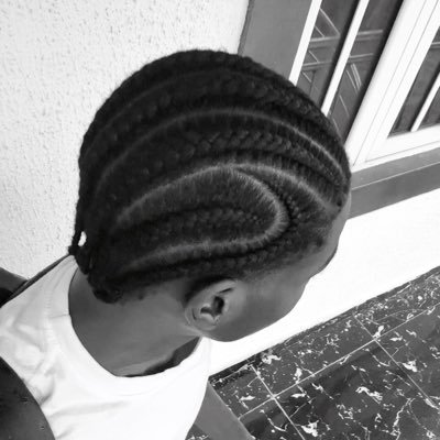 tunji2kg's profile picture. mid-level retarded gambler.