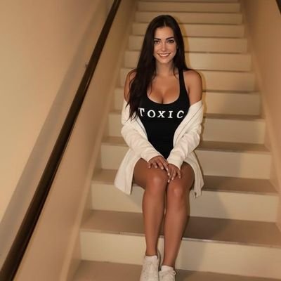 MollyDuvalx's profile picture. 