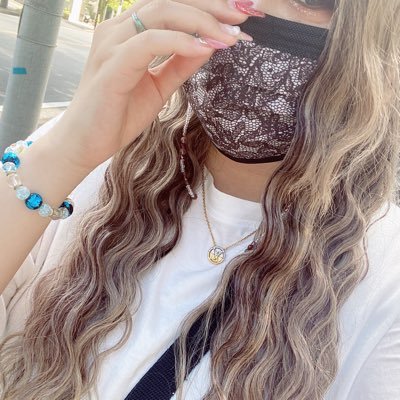 7x3nPGEOkl79100's profile picture. やる気のある無能はタチが悪いっていうけど、わたしはやる気もない無能だから救いようがない