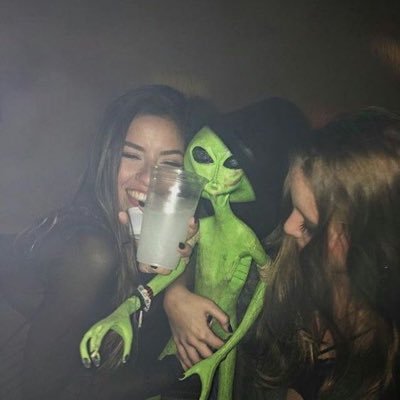 fafazada's profile picture. Made in Rio