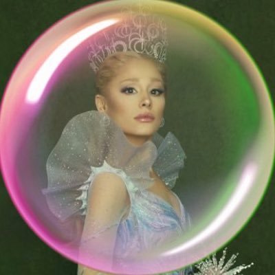 wickedfourgood's profile picture. I once hugged Ariana Grande, Sweetener Tour 2019 🥺🫶