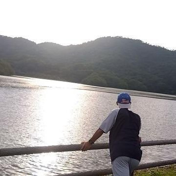 TURUOKA_bridge's profile picture. 高校２年生　地元を盛り上げる起業家を
目指して挑戦中💪
地域ビジネスから→市議会議員を目標に
#地元愛#挑戦者#高校生起業家