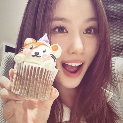 wj_bangtanluvs's profile picture. bts, smn, the rose, skz + twice !!  multi stan :)
yoongi, sammy + hiichan luvr !! 19/06/25 ❤️ ari  + tay + sel + brina :)