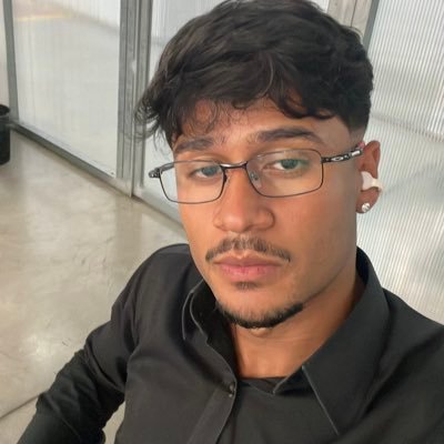 __duraes's profile picture. comentarista sobre o que eu achar que tenho que comentar