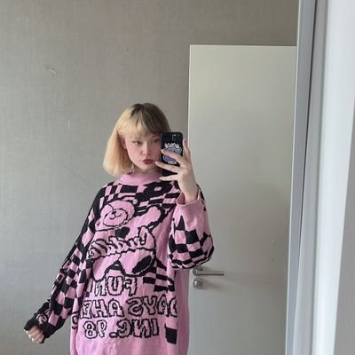rosejulie11mil's profile picture. A transgender person is someone whose gender identity (how they feel inside) is different from the sex they were assigned at birth.🍄‍🟫☺️