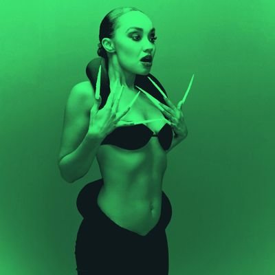 burningup4manon's profile picture. 