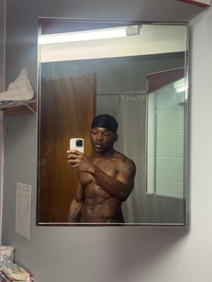 Adex967005's profile picture. you wanna know more about me and some naughty videos give a follow 🍆🍑