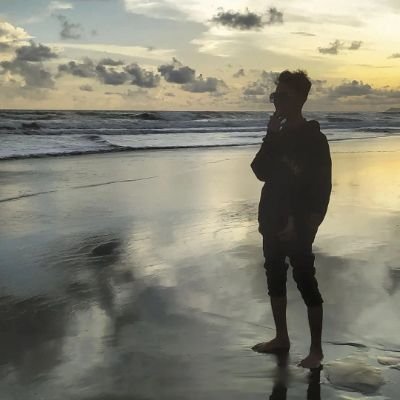 CaturLH's profile picture. About My Story