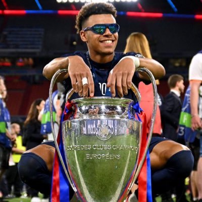 ForeverPsg7531's profile picture. PSG 31/05/2025 Stade Toulousain 𝑒𝑟 𝑇𝑜𝑙𝑜𝑠𝑎 𝑡𝑜𝑡𝑗𝑜𝑟𝑛 𝑚𝑎𝑖 / 𝑃𝑜𝑢𝑟 𝑇𝑜𝑢𝑙𝑜𝑢𝑠𝑒, 𝑡𝑜𝑢𝑗𝑜𝑢𝑟𝑠 𝑝𝑙𝑢𝑠 ❤️🖤& Aviron Bayonnais