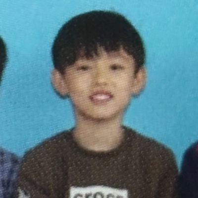 _seanhyeoon's profile picture. #fANaCC of @cortis !! all member's beloved but sean got free pass first 👊🏻👊🏻🦊.