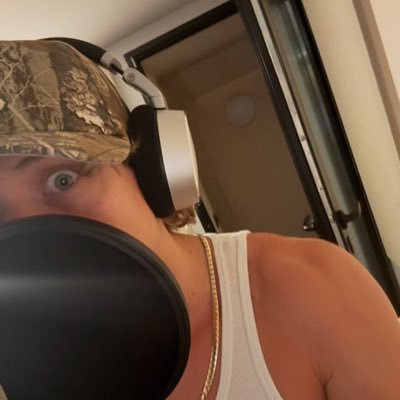 lwoyvsee's profile picture. ADVDM tutto tranne questo