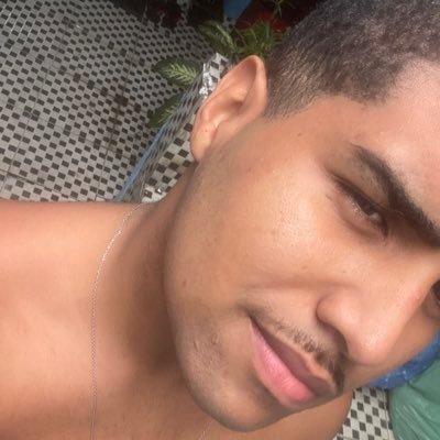 cantutu18's profile picture. 