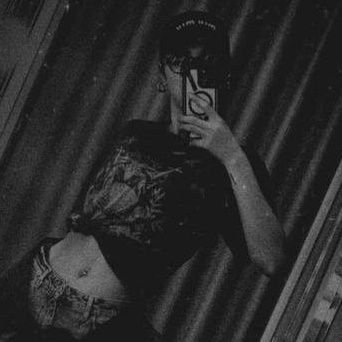 MalisornAustin's profile picture. (I'm bi) #FayePeraya #YokoApasra #EngfaWaraha #CharlotteAustin #CamilaCabello ~assistindo todos os gl~