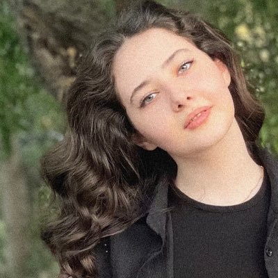 befairyeli's profile picture. ملول از جامعهٔ تاکسیک