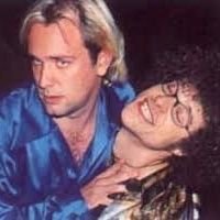 rrzgarage's profile picture. lemme draw n write