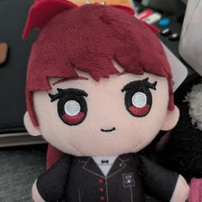 Snoweeeeeeeee's profile picture. 18 🏳️‍⚧️ - very tired I want to go to sleep