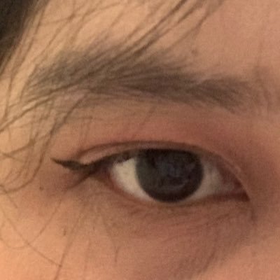 fictophilie's profile picture. to detach is to resist suffering