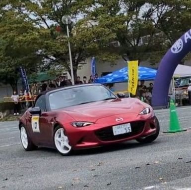 Riu_chan_04's profile picture. クルマ、バイクが好きな人。MAZDA3(20S PTS 6MT)→
NDロードスター(NR-A)＆スーパーカブ (AA01）＆YZF-R15M