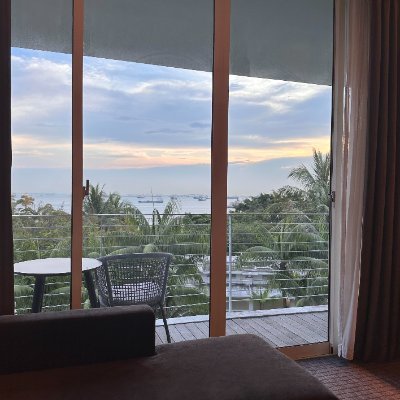 pivrc26659637's profile picture. “Collect moments, not miles.”
Private escapes & quiet luxury 🌺