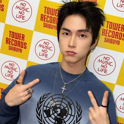 blueeecotton's profile picture. SUHO, SEUNGHAN, EXO AND RED VELVET ARE MY ONLY ONES