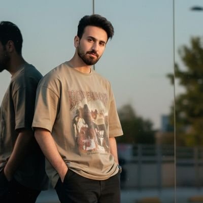 a0_9j's profile picture. اتقبل جميع وجهات السفر 
وجهات النظر خليها لك.