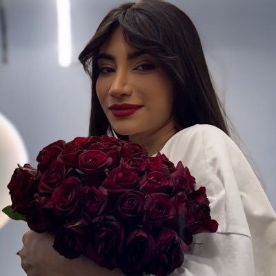 @whosmaahi